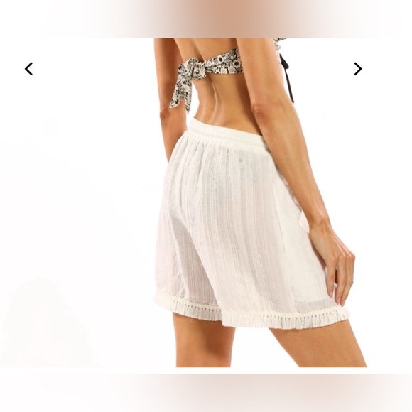 Robin Piccone Natalie shorts size medium - Picture 2 of 4